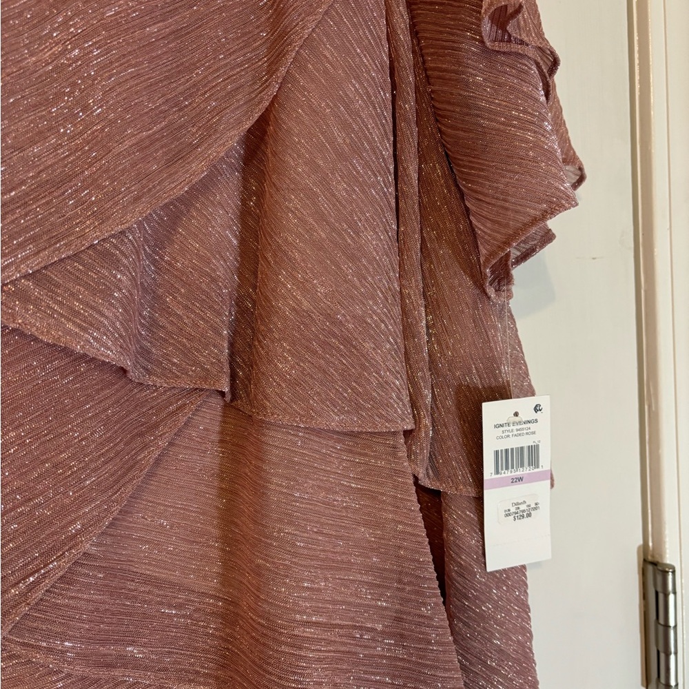 Gorgeous Asymmetrical layered shimmering Rose Pink dress. - Picture 10 of 16